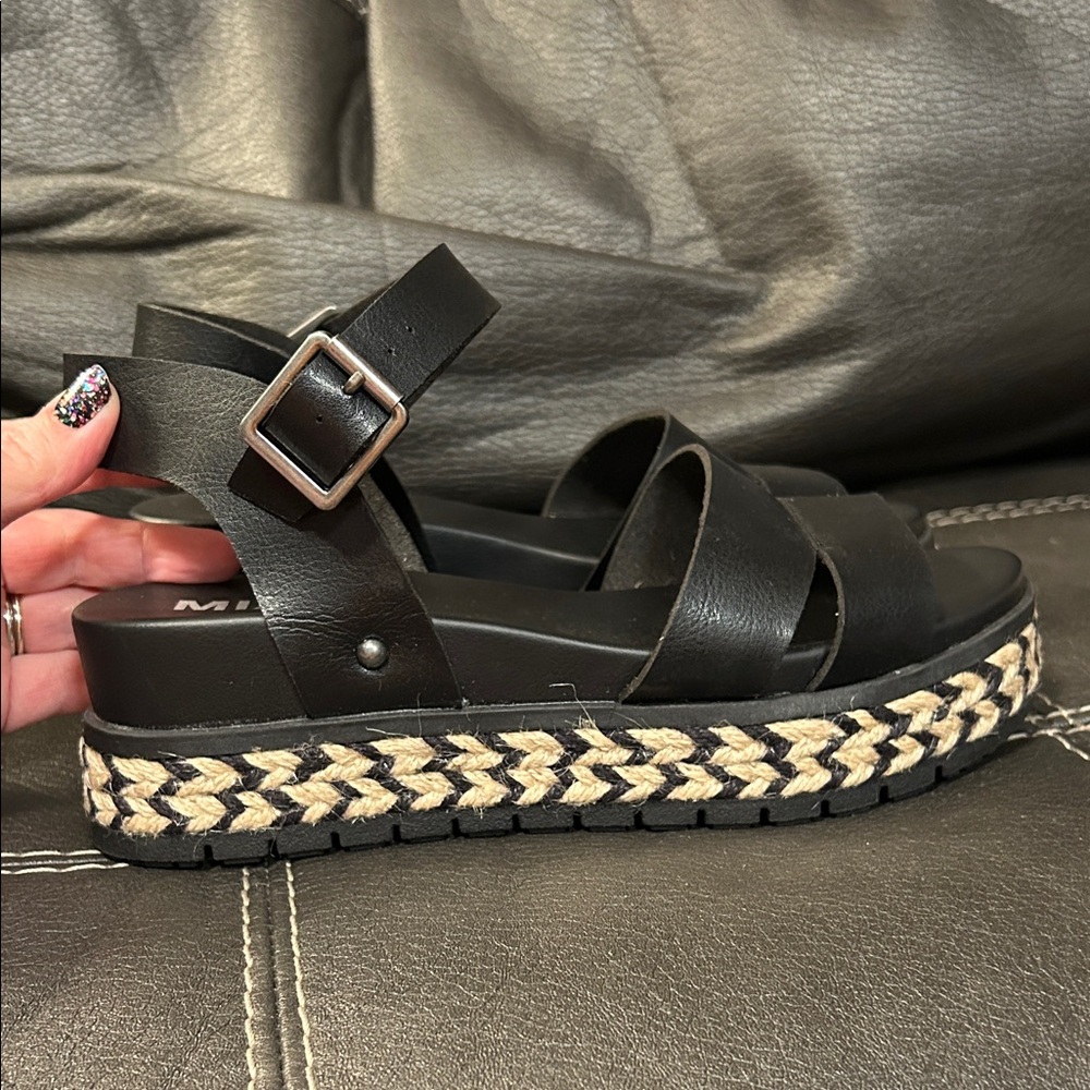 MIA Lydia Black Espadrille Sandals with Woven Sole Size 8 - Picture 6 of 6